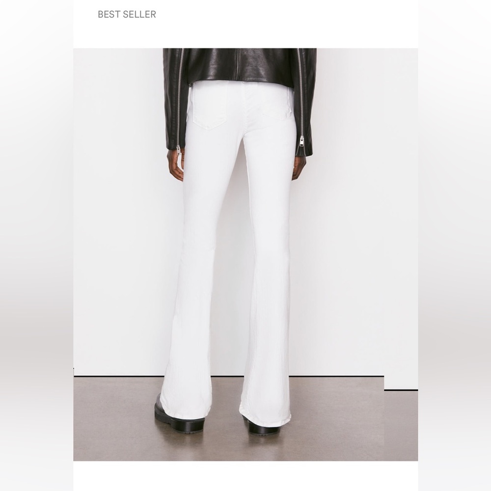Frame size 25 white jeans Le High Flare. Brand new flare denim